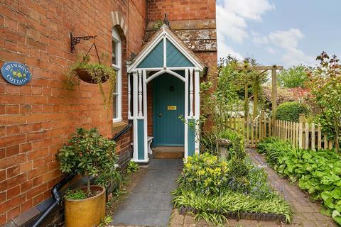 5 bedroom cottage for sale, Sinton Green, Worcester WR2