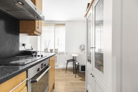 1 bedroom flat to rent, Kingsmill Terrace London NW8