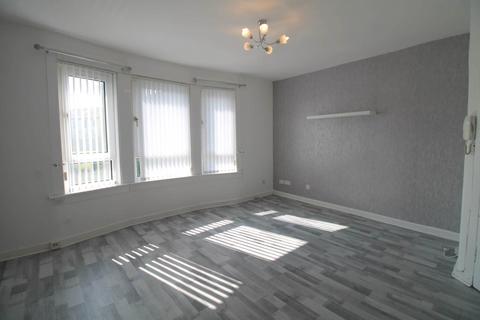 2 bedroom flat to rent, Dryad Street, Thornliebank, G46 8HB