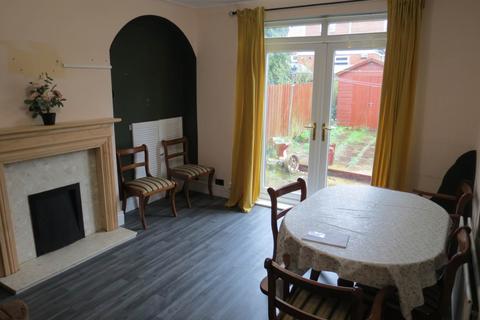 2 bedroom flat to rent, Angerton Gardens, Newcastle Upon Tyne NE5
