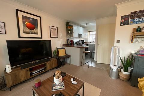 2 bedroom apartment for sale, St. Marys Road, Market Harborough LE16