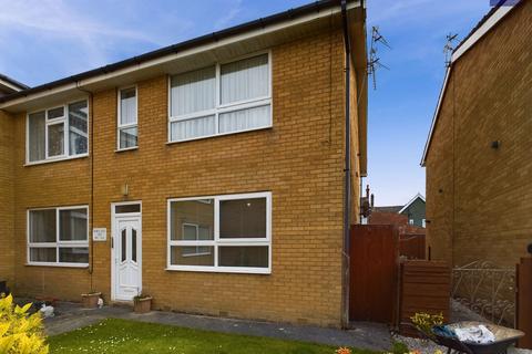 2 bedroom ground floor flat for sale, Bromley Close, Blackpool, FY2