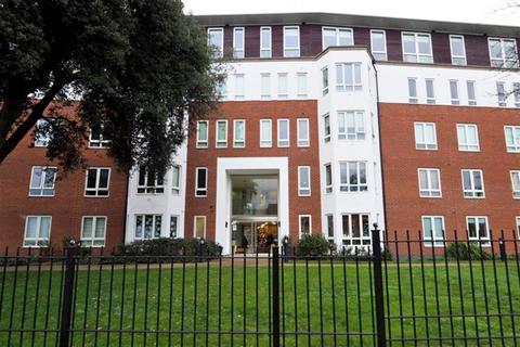 2 bedroom apartment to rent, Regency Court, 8-111 High Road, South Woodford, E18