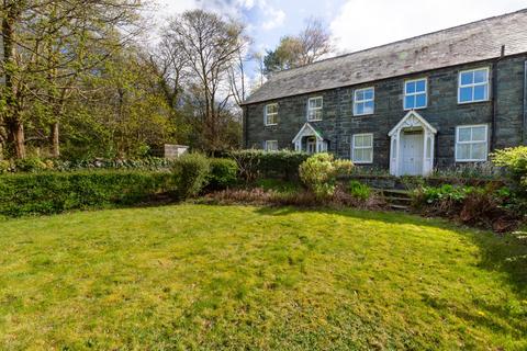 7 bedroom terraced house for sale, Fronheulog, Tregarth, Gwynedd, LL57