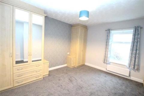 2 bedroom terraced house to rent, Milnrow, Rochdale OL16
