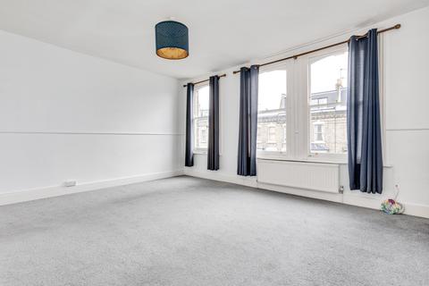 1 bedroom flat to rent, Radipole Road, Fulham, London