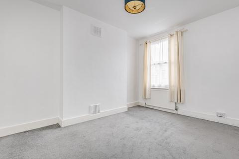 1 bedroom flat to rent, Radipole Road, Fulham, London