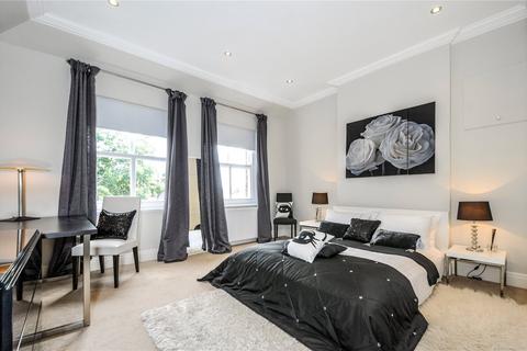 2 bedroom flat to rent, Kensington Court, Kensington, London