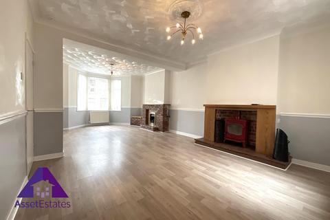 3 bedroom end of terrace house for sale, James Street, Abertillery, NP13 1AA