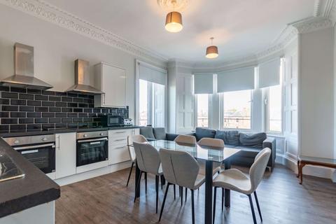 6 bedroom flat to rent, 0560L – Morningside Road, Edinburgh, EH10 4QH