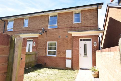 2 bedroom end of terrace house to rent, Galleon Walk, , East Cowes