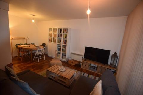 2 bedroom flat for sale, Burton Place, Manchester M15