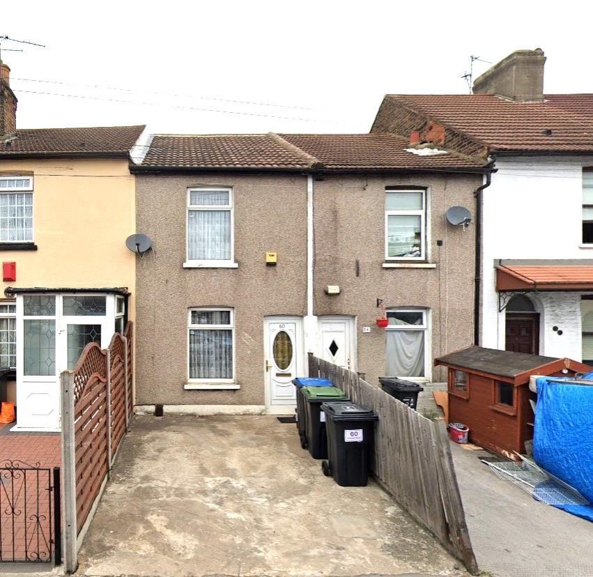 Sumner Road, Croydon, CR0 2 bed terraced house for sale £350,000