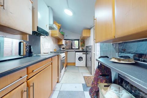 2 bedroom terraced house for sale, Sumner Road,  Croydon, CR0