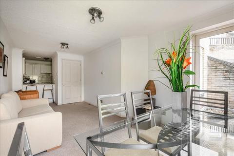 1 bedroom apartment for sale, Conant Mews, Aldgate, E1