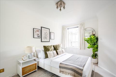 17 Conant Mews, London, E1 8RZ