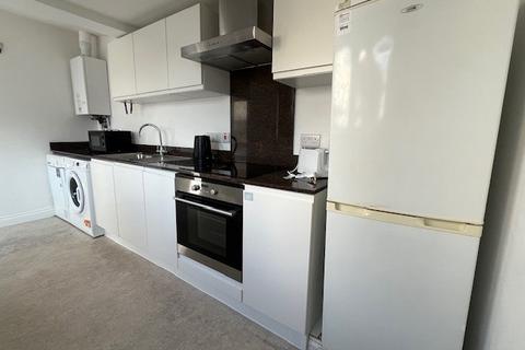 2 bedroom ground floor flat to rent, Welbeck Avenue, Plymouth PL4