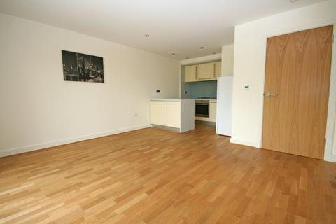 2 bedroom apartment to rent, Kingsmead Road, High Wycombe, HP11