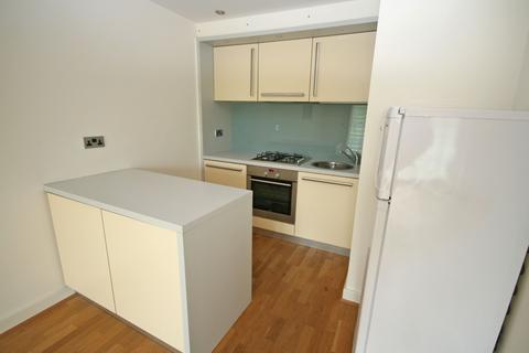 2 bedroom apartment to rent, Kingsmead Road, High Wycombe, HP11