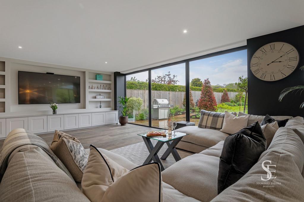 Open-plan Sitting Room