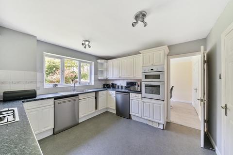 5 bedroom detached house for sale, Britannia Gardens, Hedge End, Southampton, Hampshire, SO30