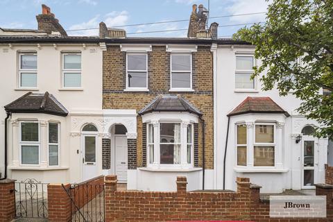 3 bedroom terraced house for sale, Dundee Road, London, SE25