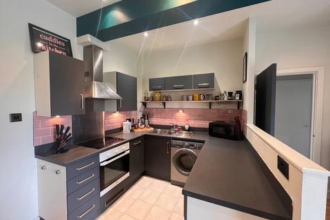 2 bedroom flat to rent, Bruce Drive, West Bridgford, Nottingham, Nottinghamshire, NG2