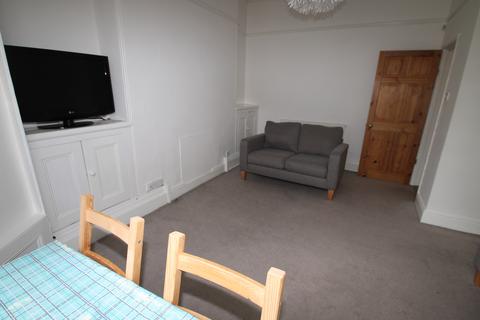 3 bedroom ground floor flat to rent, North Road West, Plymouth PL1