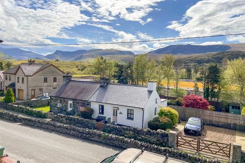 6 Bryncelyn, Talysarn, Caernarfon, LL54 6AB