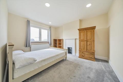 19 Howden Road, London, SE25 4AS