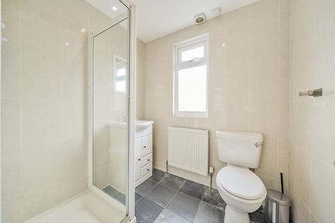 19 Howden Road, London, SE25 4AS