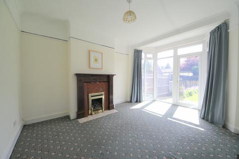 3 bedroom semi-detached house to rent, Firs Park Avenue, N21