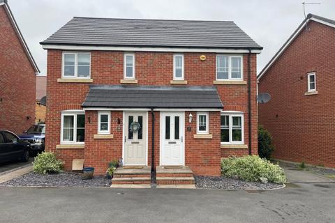 2 bedroom semi-detached house to rent, Squirrel Bank  Droitwich  WR9 7FF