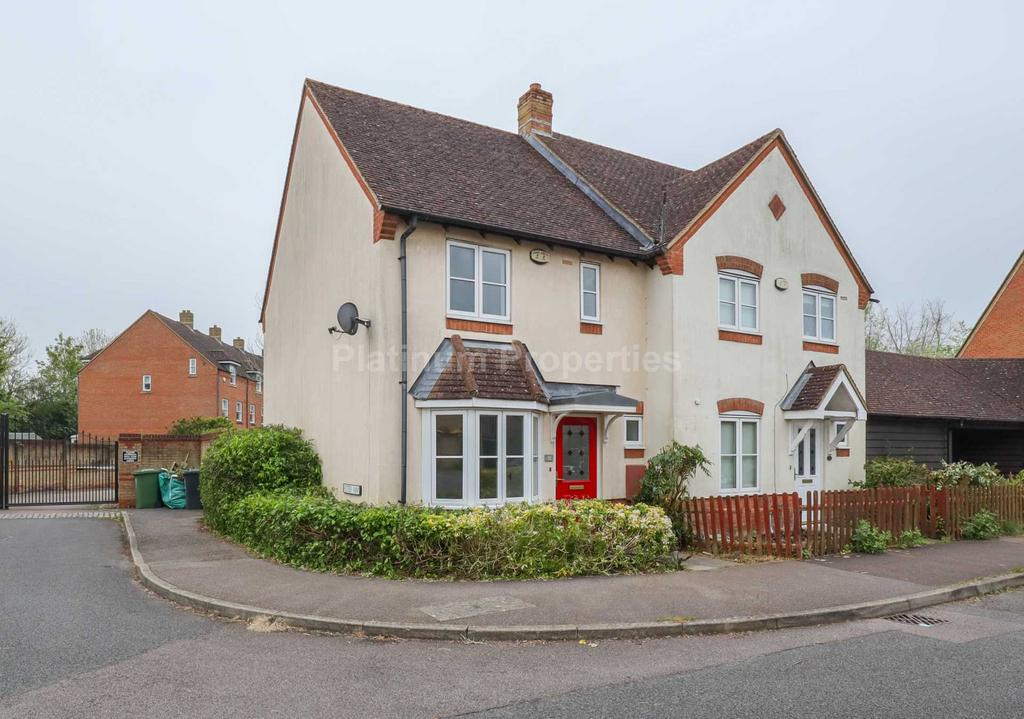 Crow Hill Lane, Cambourne 2 bed semidetached house to rent £1,250