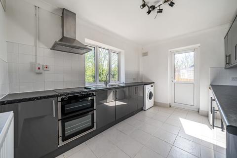12 Manor Road, Guildford, GU2 9NE