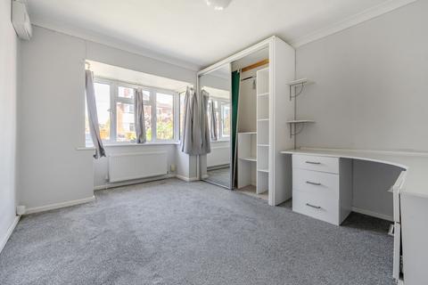 12 Manor Road, Guildford, GU2 9NE