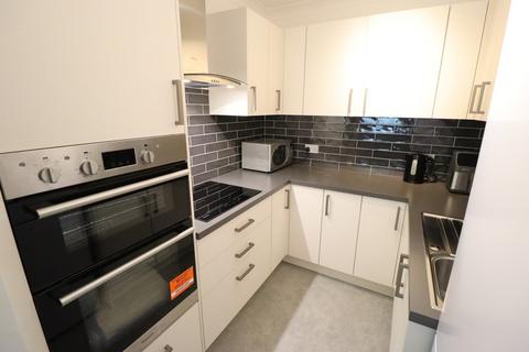 1 bedroom retirement property for sale, Sheriton square, Rayleigh, SS6