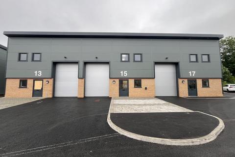 Warehouse to rent, Unit 15 Parvaneh Park, Embankment Way, Ringwood, BH24 1WL