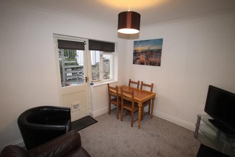 3 bedroom flat to rent, North Road East, Plymouth PL4