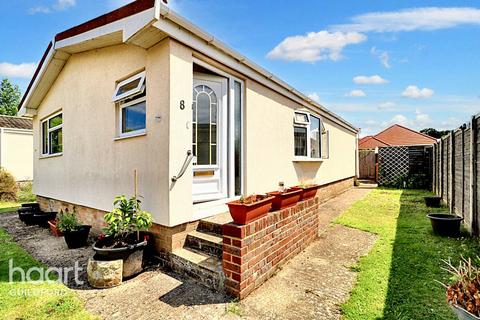 2 bedroom park home for sale, Aldershot Road, Guildford