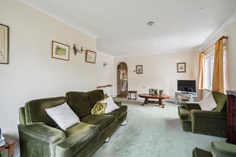 3 bedroom bungalow for sale, Oxford Road, Gerrards Cross, Buckinghamshire