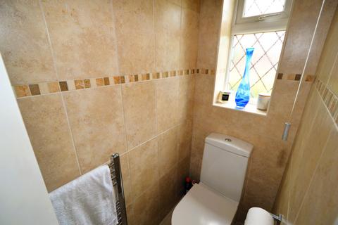 9 Shepherds Chase, Bagshot, GU19 5QX