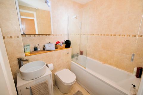 9 Shepherds Chase, Bagshot, GU19 5QX