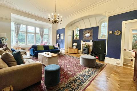 3 bedroom apartment for sale, West Cliff Road, West Cliff, Bournemouth, BH4