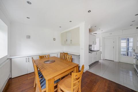 22 Regal Way, Harrow, HA3 0RX