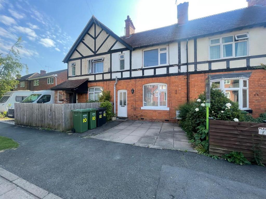 Peewit Road, Evesham WR11 3 bed terraced house £1,200 pcm (£277 pw)