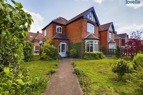 3 bedroom detached house for sale, Nettleham Road, lincoln, Lincoln, Lincolnshire, LN2 4DG