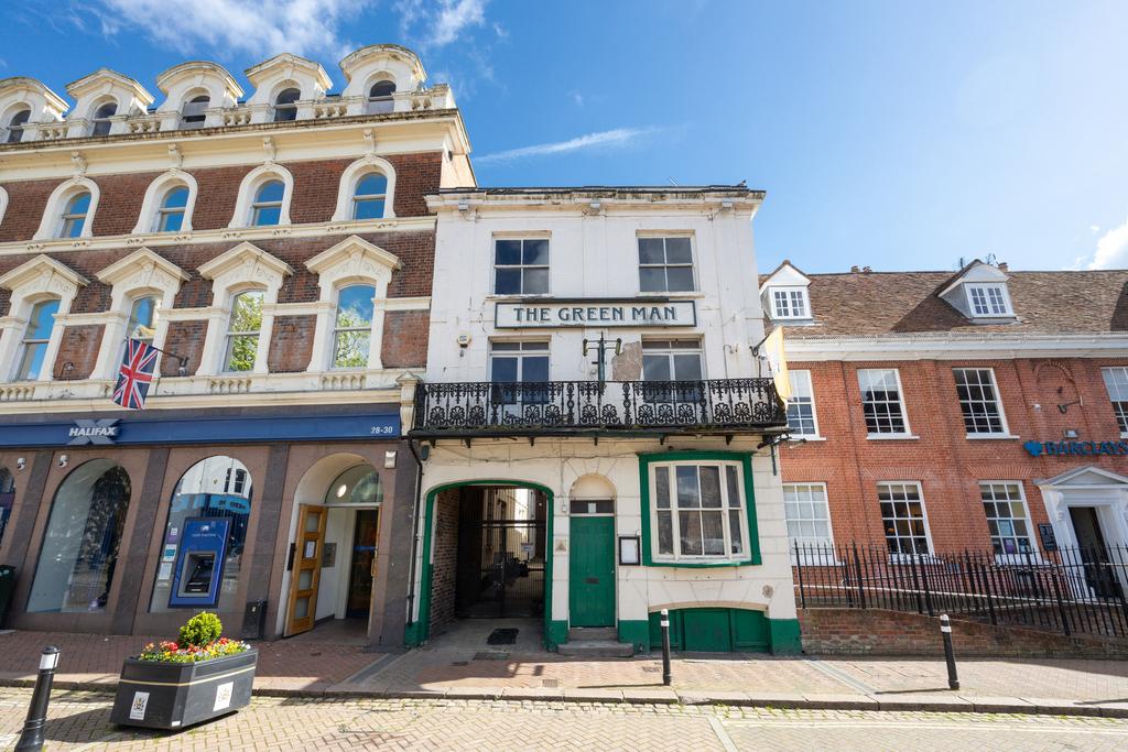 The Green Man, Market Square, Aylesbury HP20 1 TW 1