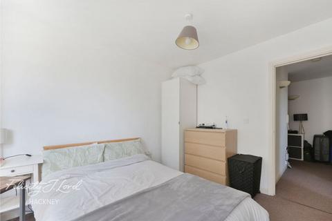 14 Hacon Square, London, E8 3QR