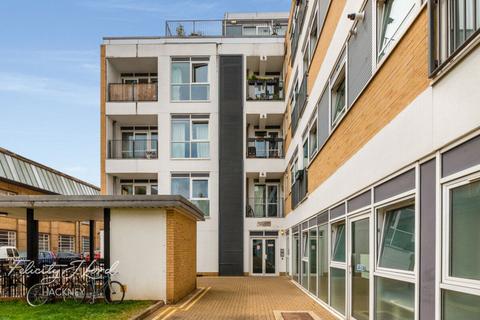 14 Hacon Square, London, E8 3QR